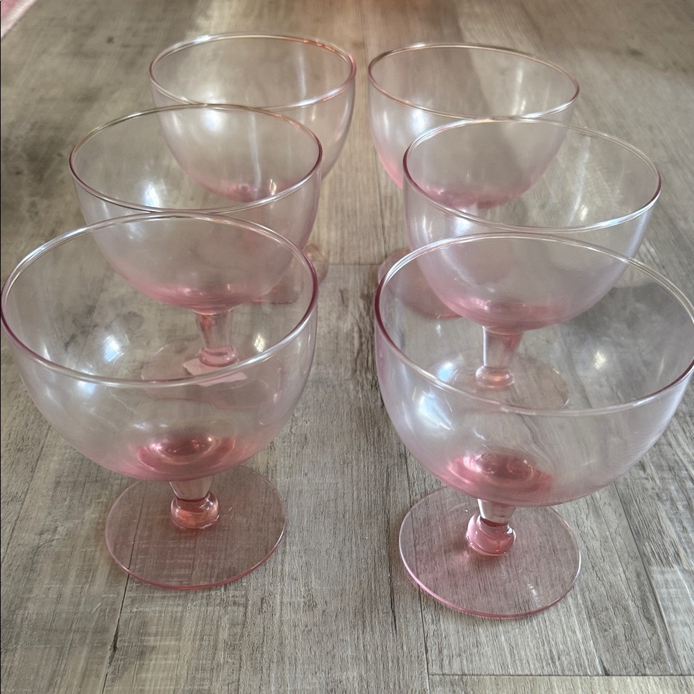 Set of six pink dessert coupes